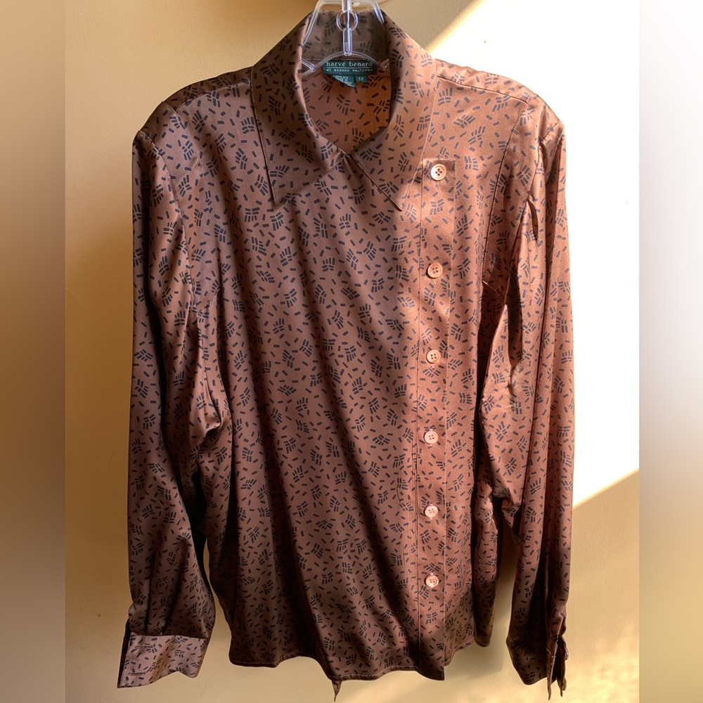 Harve Benard 💯 Silk Shirt Made in Hong Kong Size 12 Excellent Condition